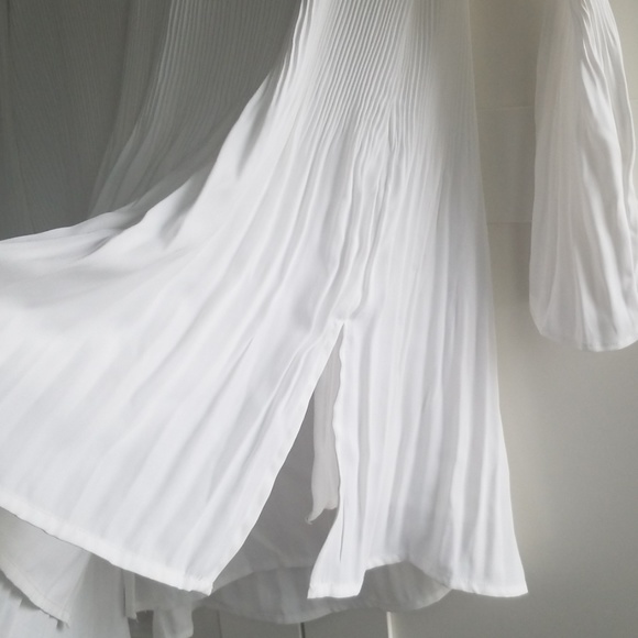 White Pleated Cold Shoulder Top - Picture 5 of 5